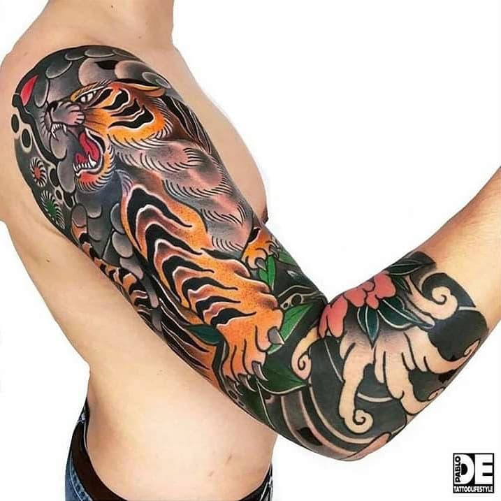 Tattoo El Cuervo — foto