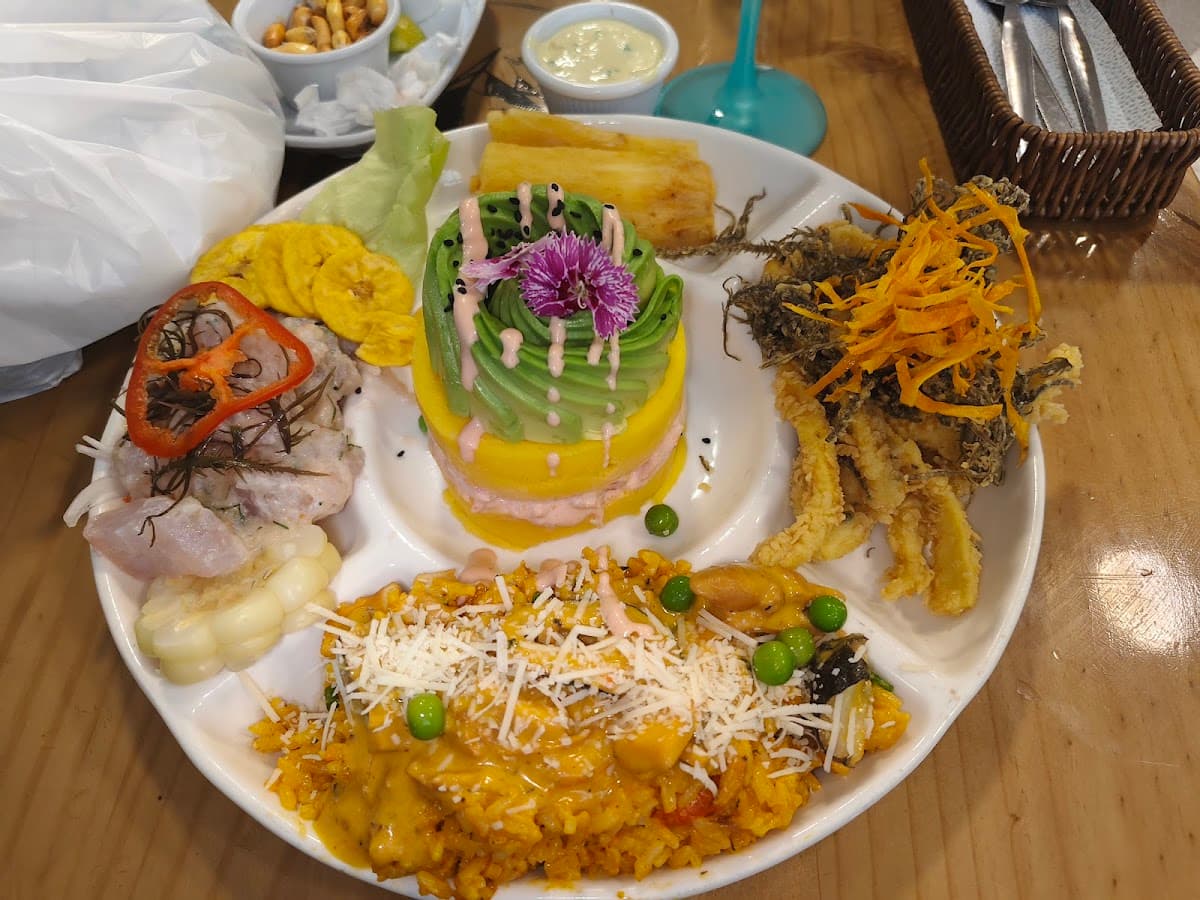 Restaurant "El Pacífico" — foto