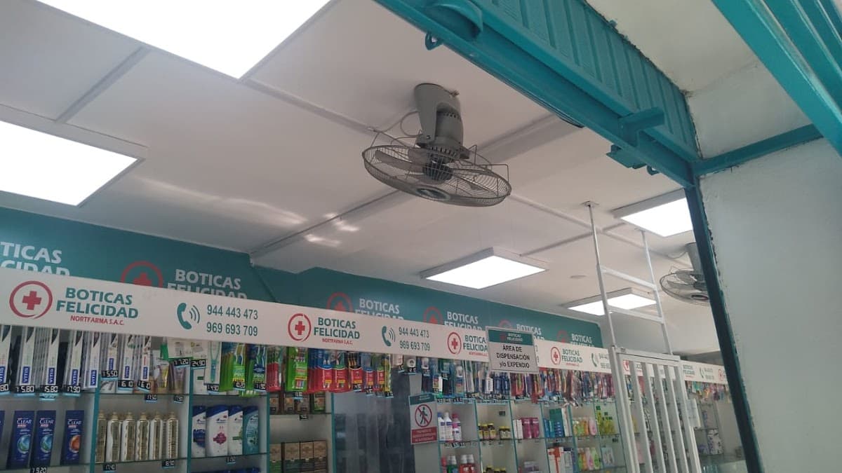 Botica Felicidad 32 - Piura — foto