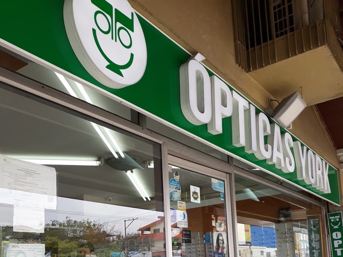 Óptica Visión 2000 — foto