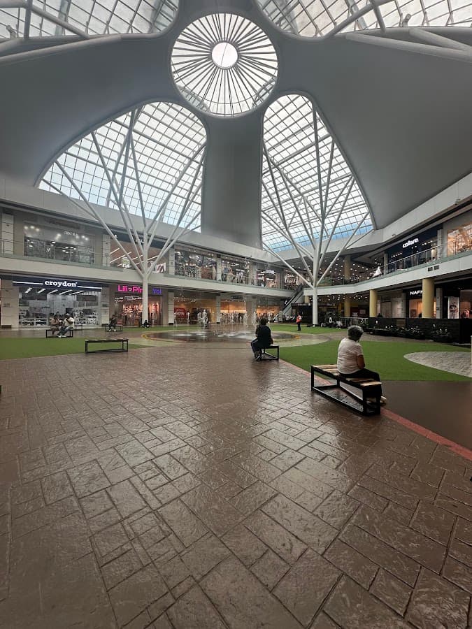 Campanario Centro Comercial — foto