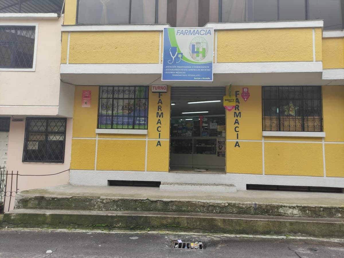 FARMACIAS V&H — foto
