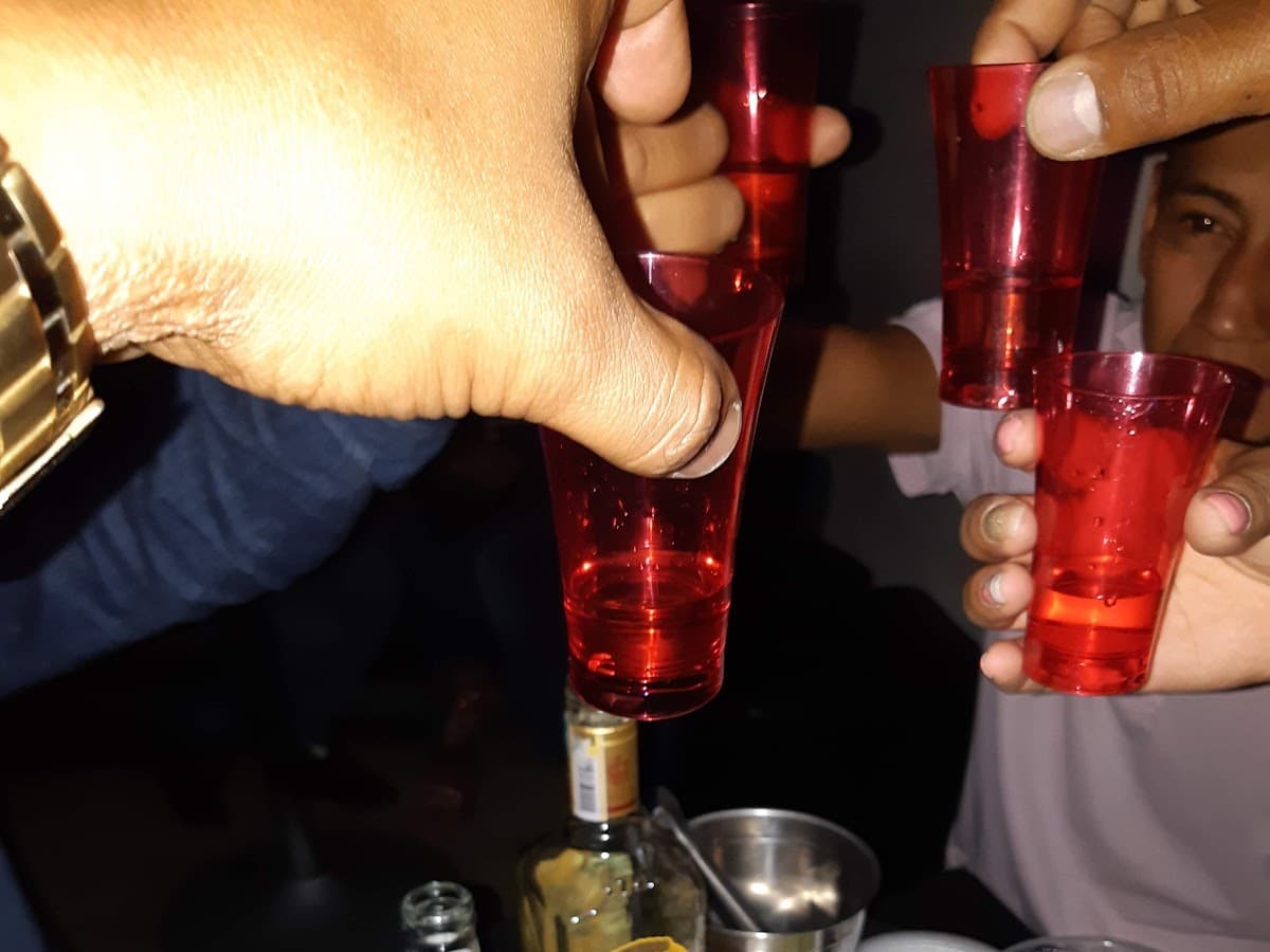 LATINO Bar Disco — foto