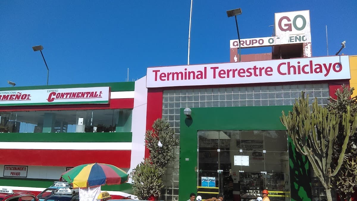 Grupo Ormeño Terminal Terrestre Chiclayo — foto