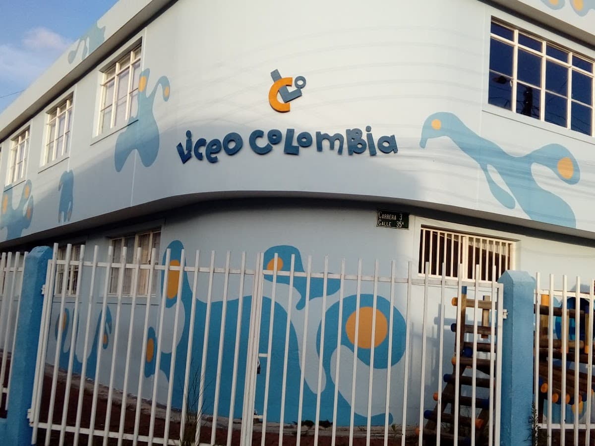 COLEGIO LICEO IBAGUE — foto