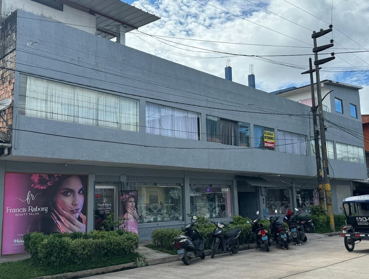 Salón de Belleza Francis Raborg