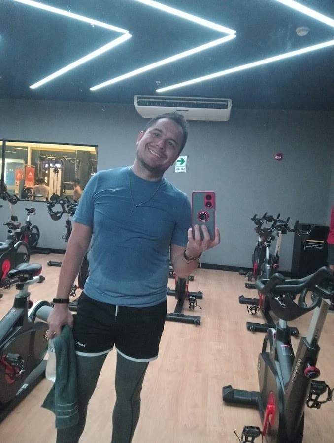 Gimnasio Smart Fit - Plaza de la Luna — foto