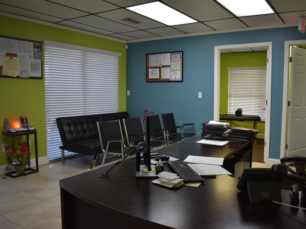 The Right Spinal Clinic Inc — foto