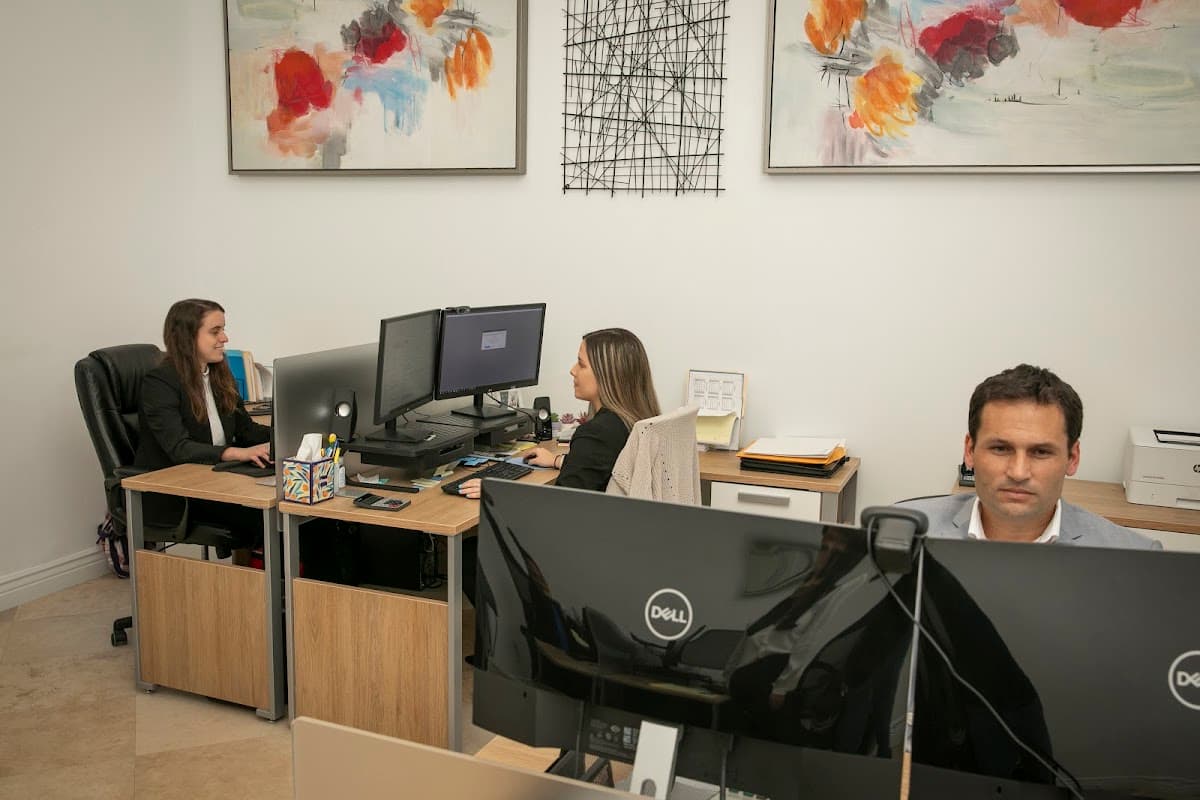 Tillett, Alvarado, Prendergast & Suarez Certified Public Accountants — foto