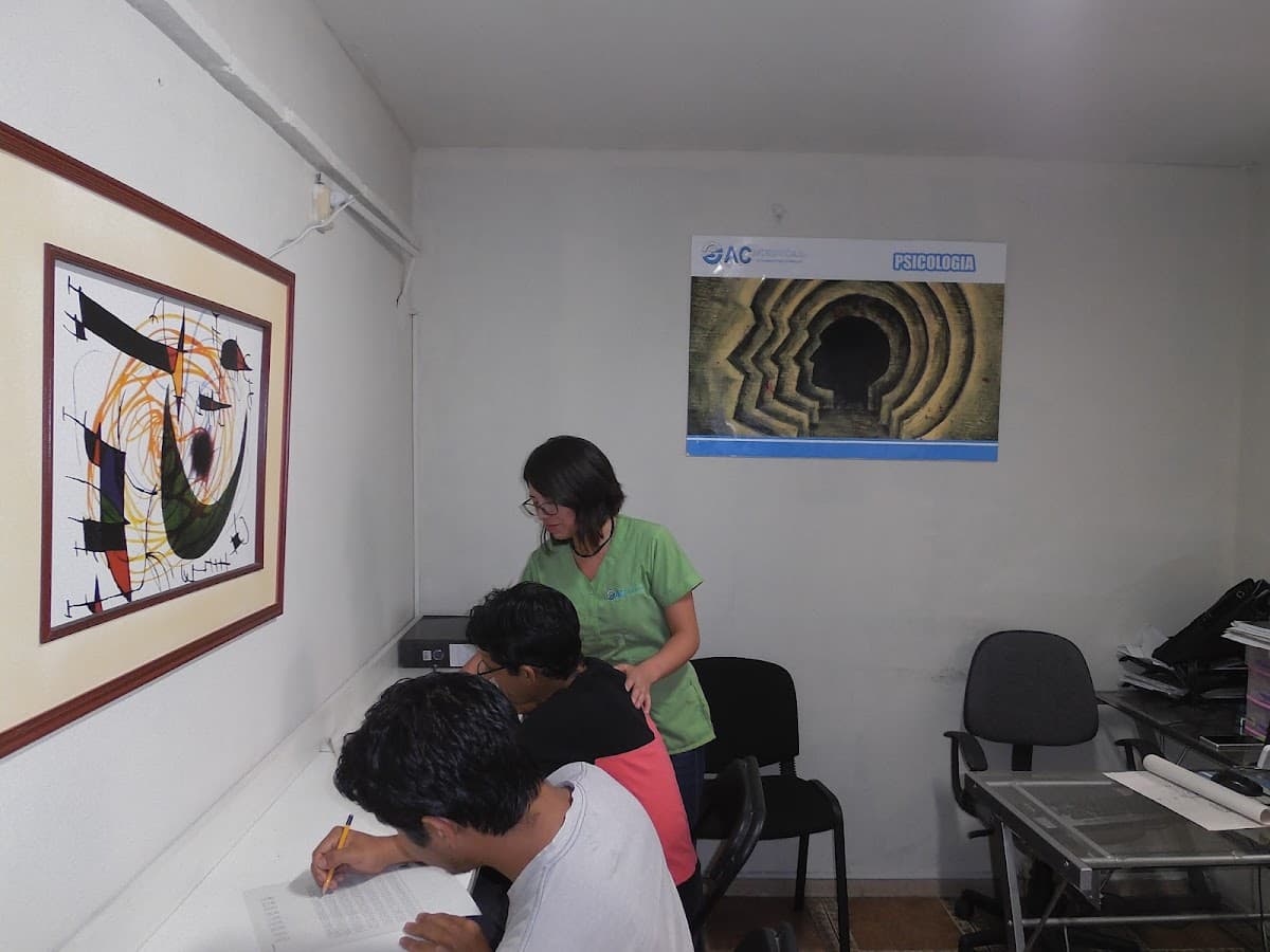 Centro Medico AMC | Exámenes y Chequeos Médicos de Salud Ocupacional, Examen Médico Ocupacional en el Agustino — foto