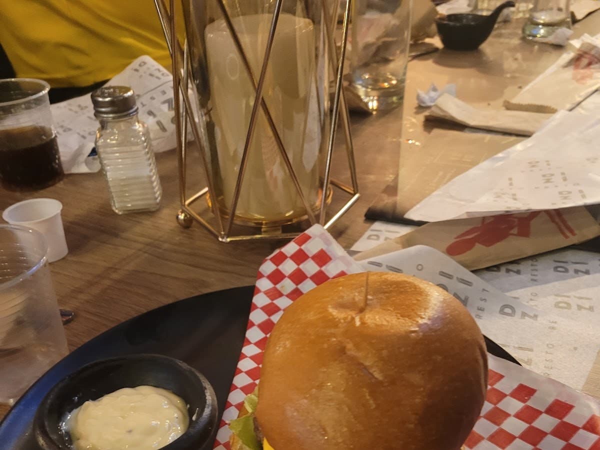 Dizi RestoBar — foto