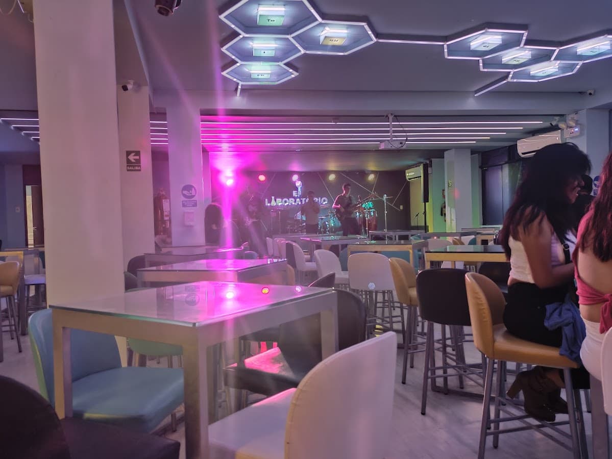 El Laboratorio - Bar creativo