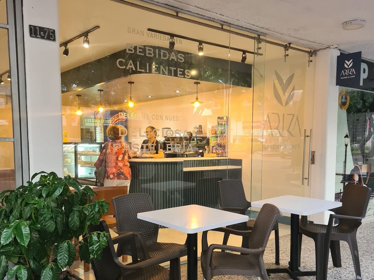 Ariza Bakery Cafe