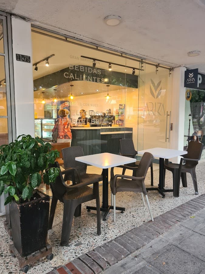 Ariza Bakery Cafe — foto