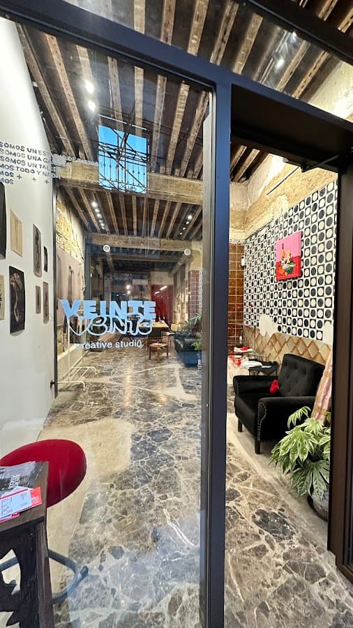 2020 Studio — foto