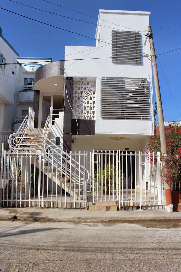 OFICINA DE CHELISHA — foto