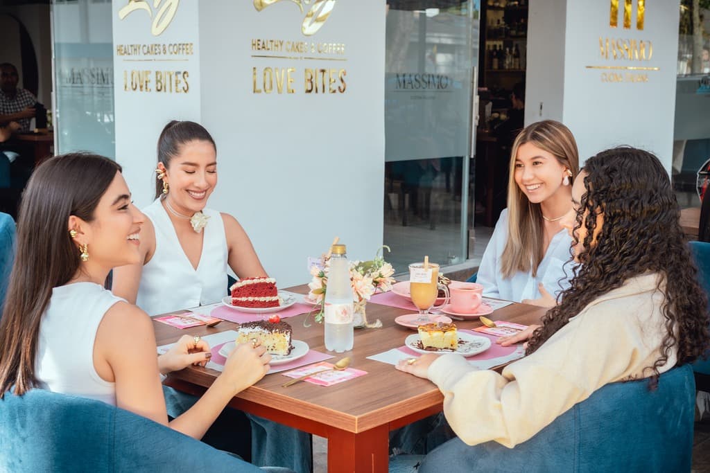 LOVE BITES, CAFÉ Y RESPOTERÍA SALUDABLES. — foto