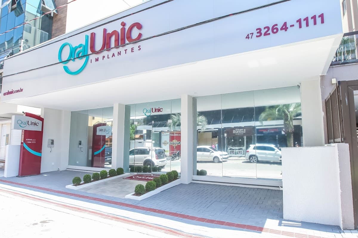 Oral Unic — foto