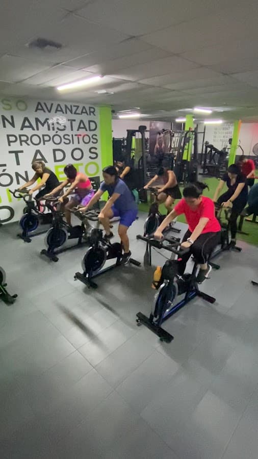 Go Fitness gym — foto