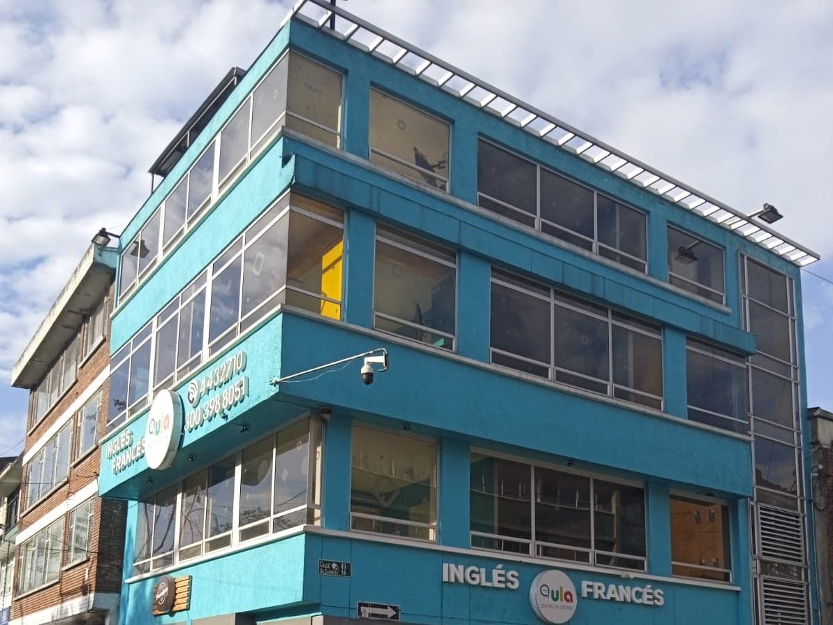 Centro de idiomas UNIVERSAL — foto