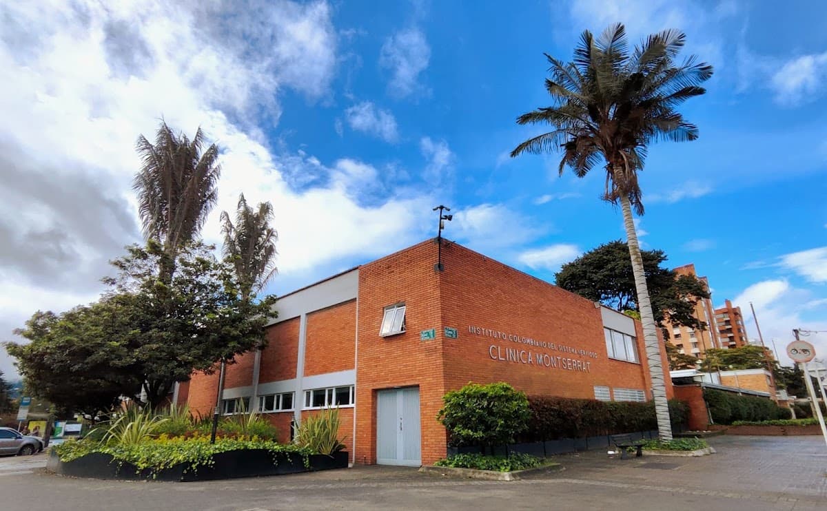 Clínica Montserrat - Hospital Universitario