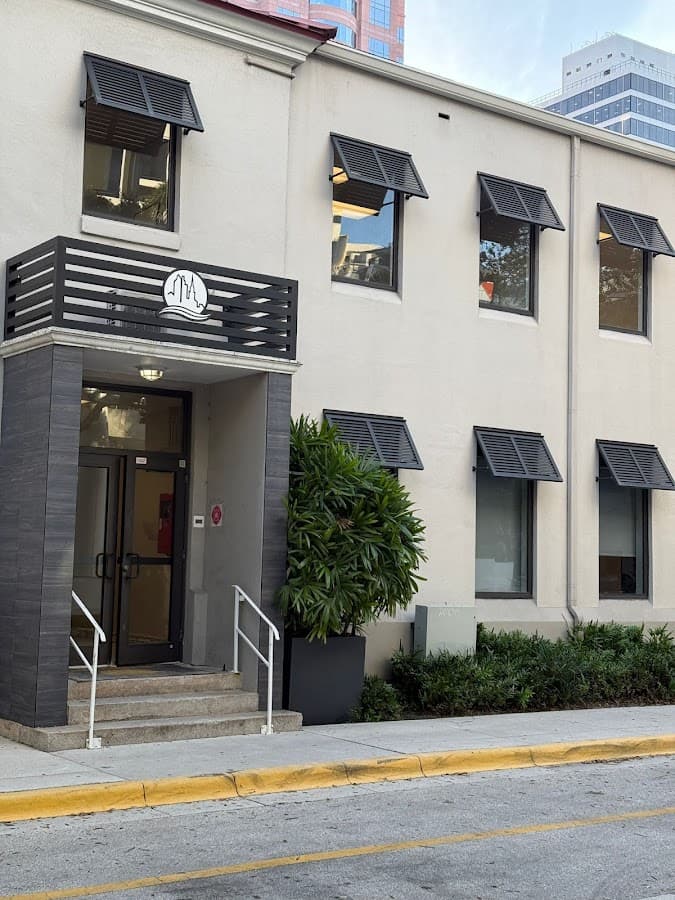 Lingua Language Center at Broward College