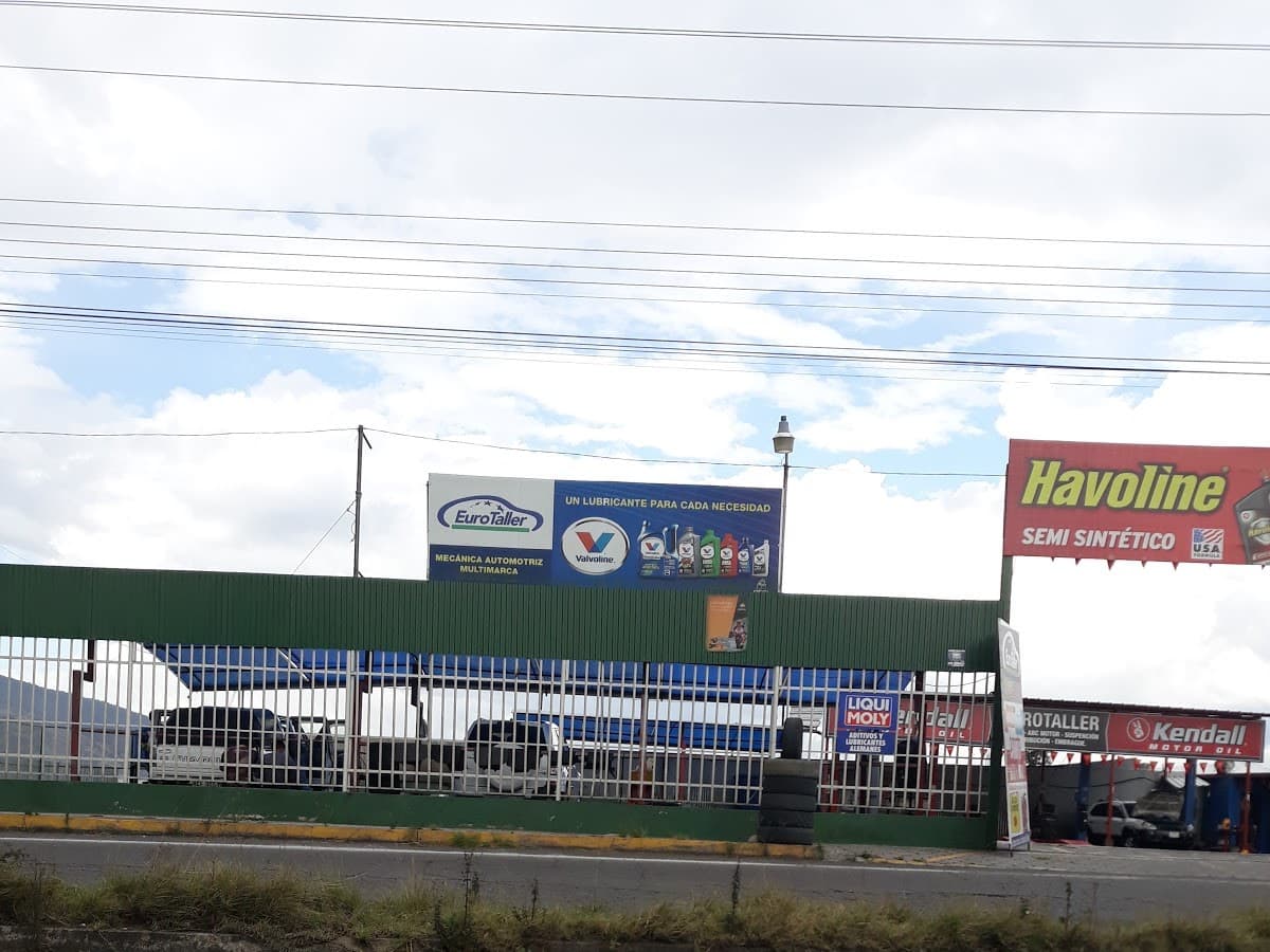 Taller Mecánico Automotriz — foto