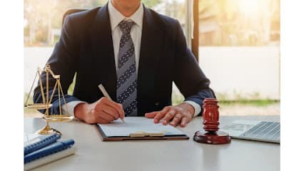 Abogados Y Contadores Asociados — foto