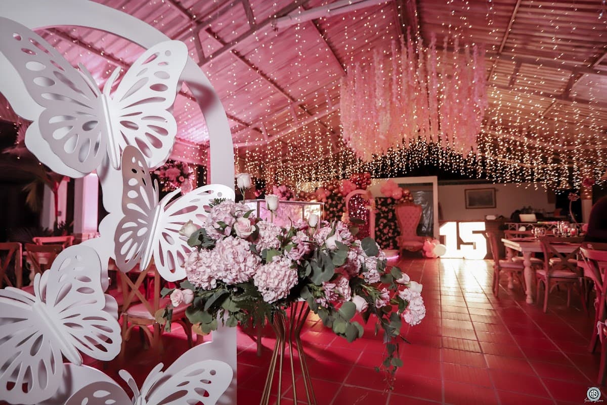 Eventos y Alquiler Monica Rodriguez | Decoraciones villavicenio