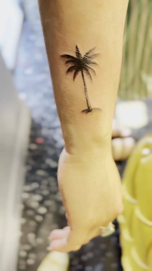 Cleopatra Ink Tattoo & Piercing Orlando Lake Buena Vista Studio — foto