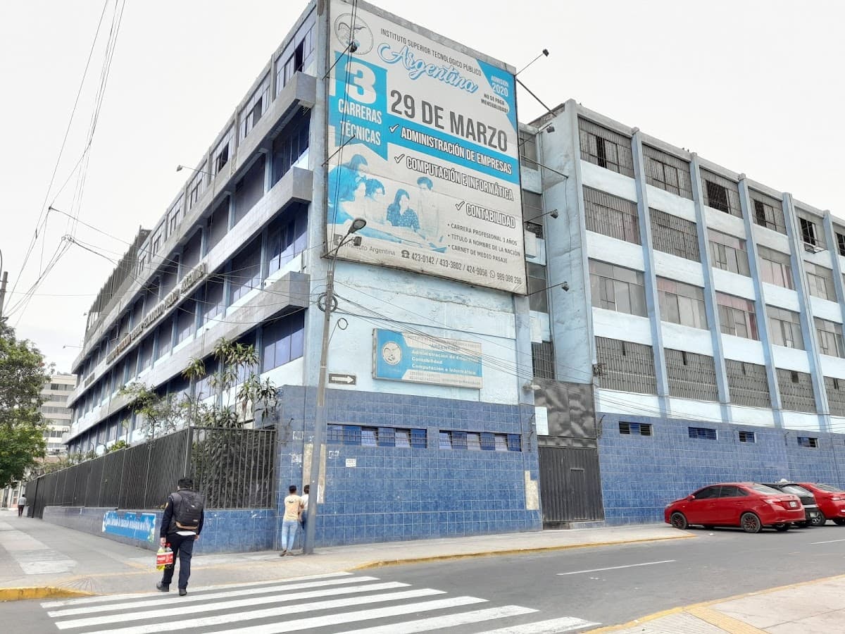 Instituto de Educación Superior Tecnológico Público Argentina