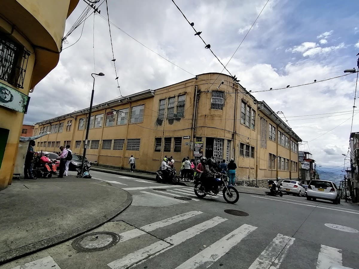 IE Liceo León de Greiff