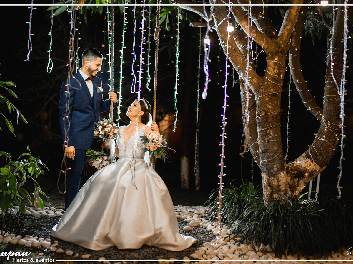 Los Lirios - Salón de Eventos — foto