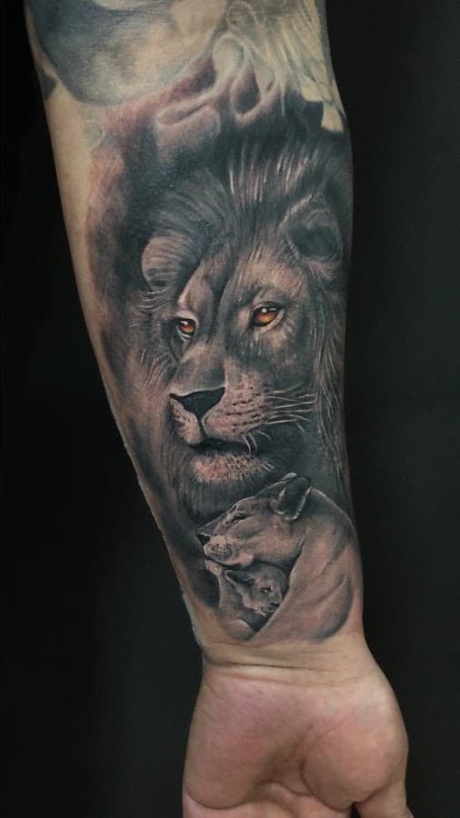 SAYAS TATTOO STUDIO — foto