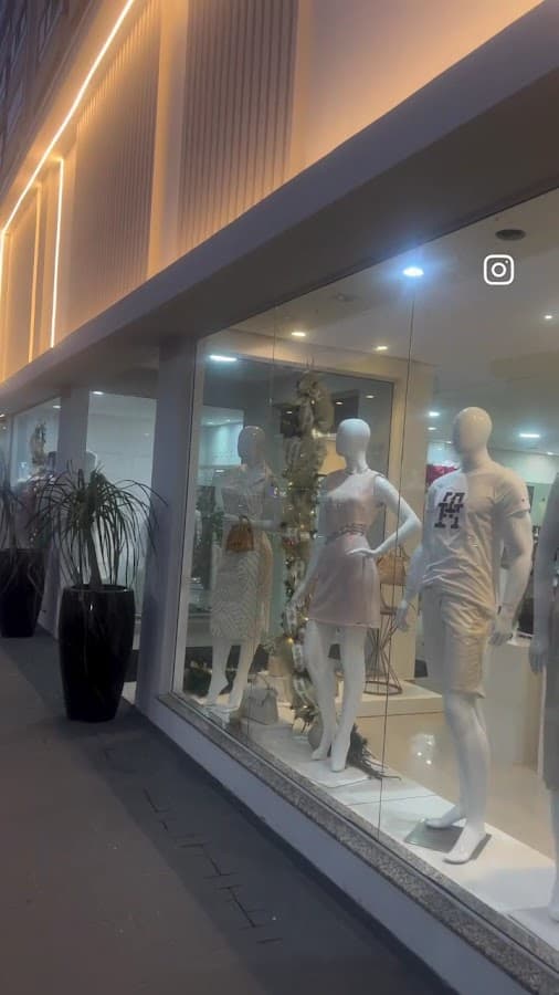 Profecia Multimarcas Meia Praia Itapema - Loja de Roupa na Meia Praia Itapema - Roupas Femininas e Masculinas — foto