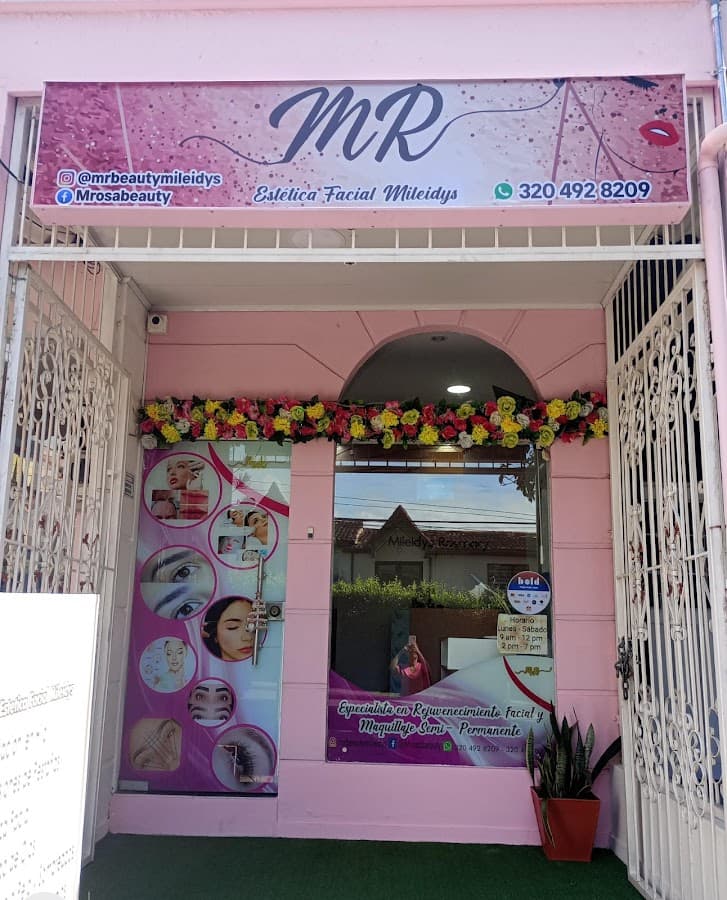 Mrbeauty Mileidys estetica Facial Cejas y Pestañas — foto