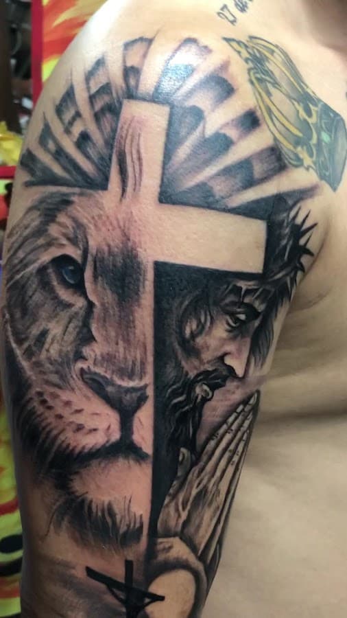 One love tatto 1924 — foto