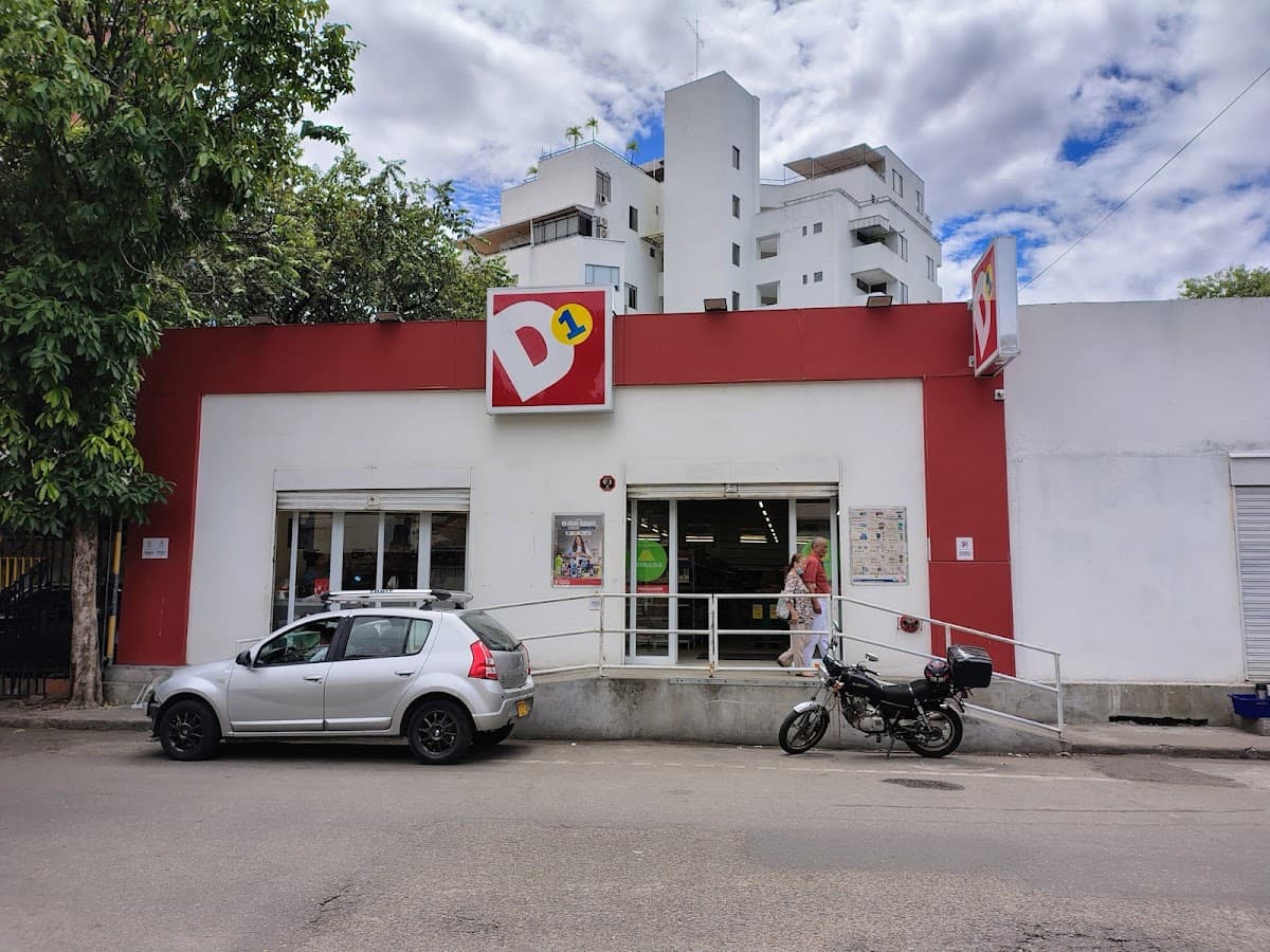 Tienda D1 — foto