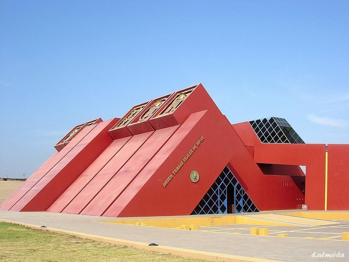 COMISARIA DE TURISMO PNP LAMBAYEQUE — foto