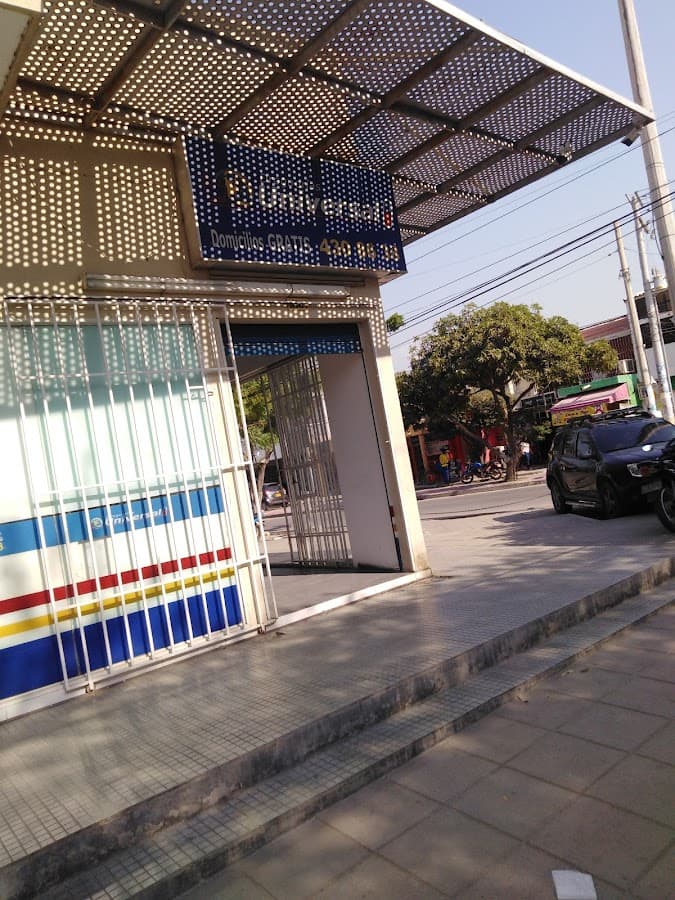 Droguerías Universal — foto