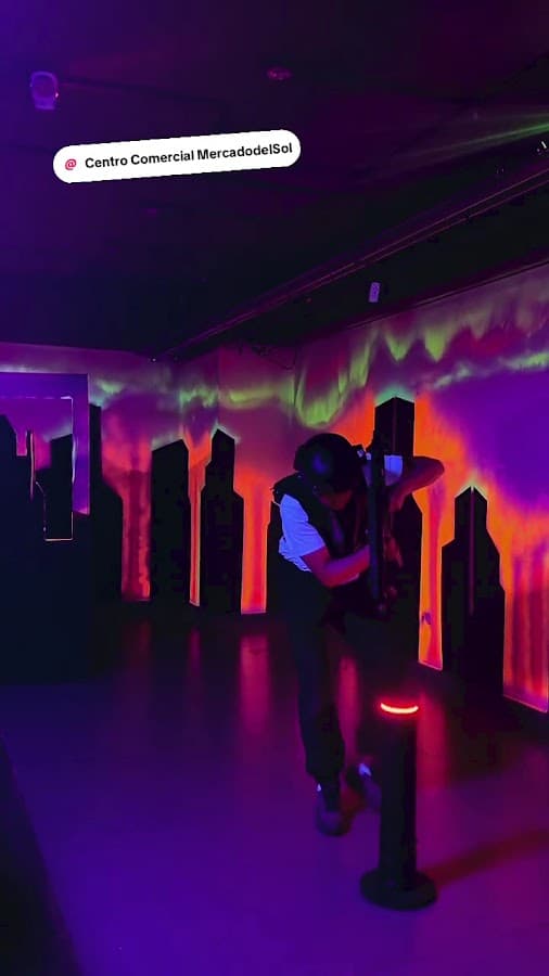 LASER SHOT — foto
