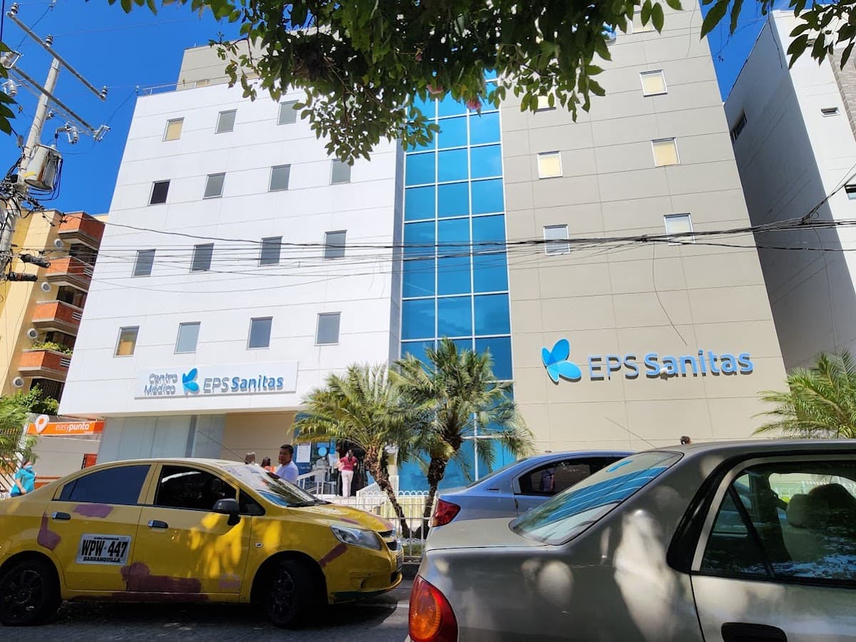 Clínica El Carmen EPS Sanitas — foto