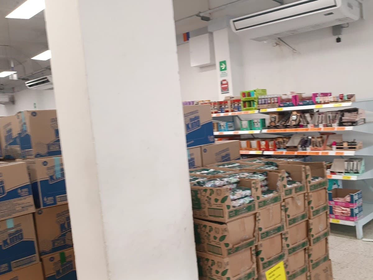 Almacen refri servicios cartagena — foto