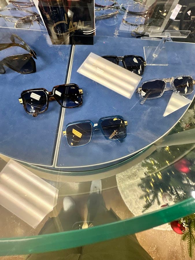 Finer Optics — foto
