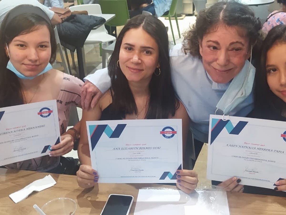 ENGLISH WITH US: CURSOS DE INGLÉS EN CALI