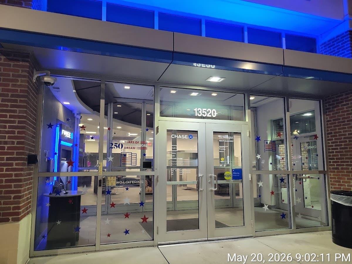 Hodges Pointe Plaza — foto