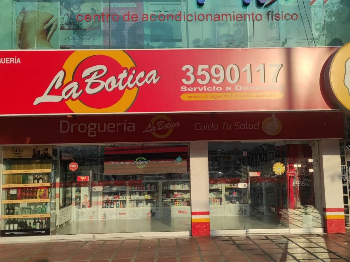 Droguerías Farmavida — foto