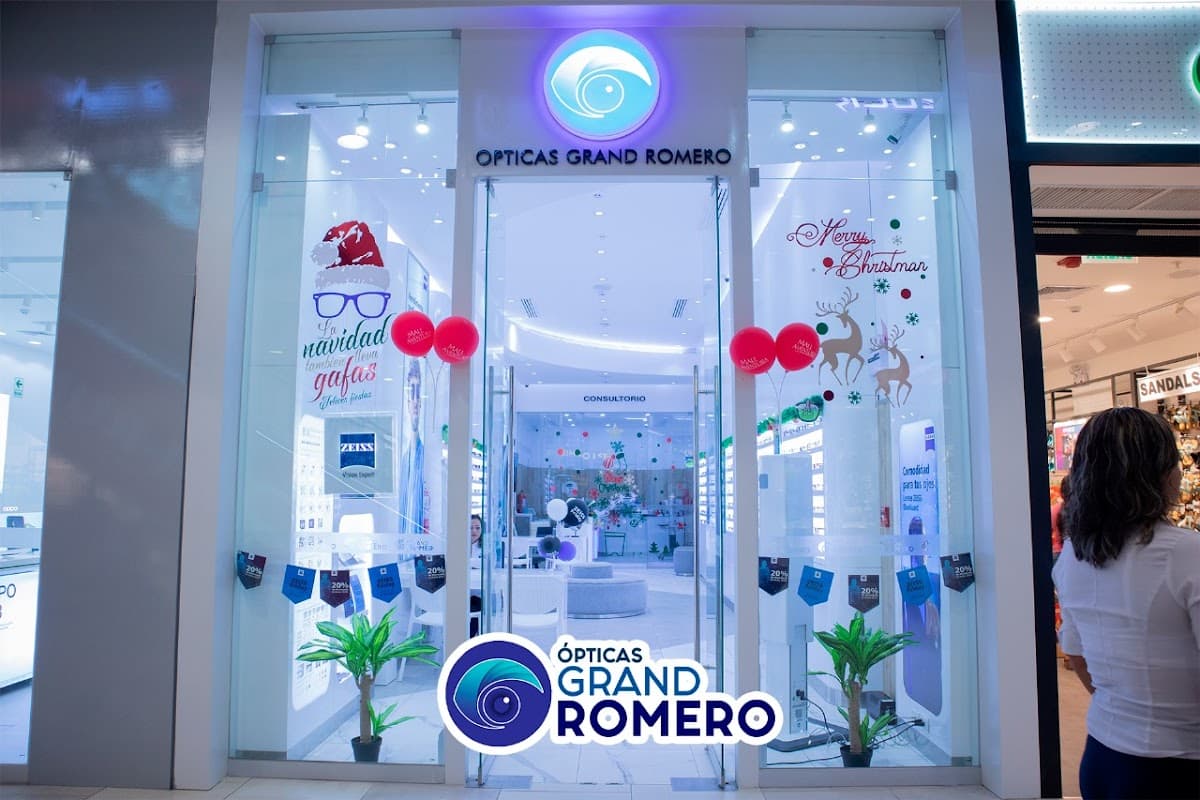OPTICAS GRAND ROMERO - MALL AVENTURA IQUITOS — foto
