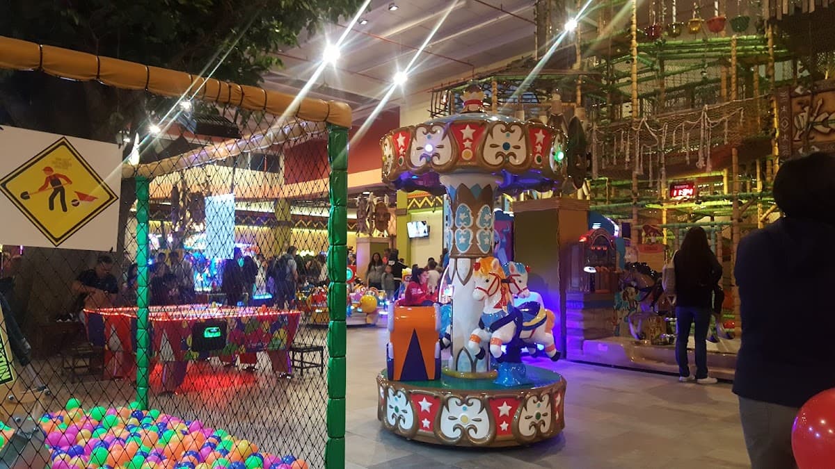 Africa Parque De Diversiones - CC. Multiplaza — foto