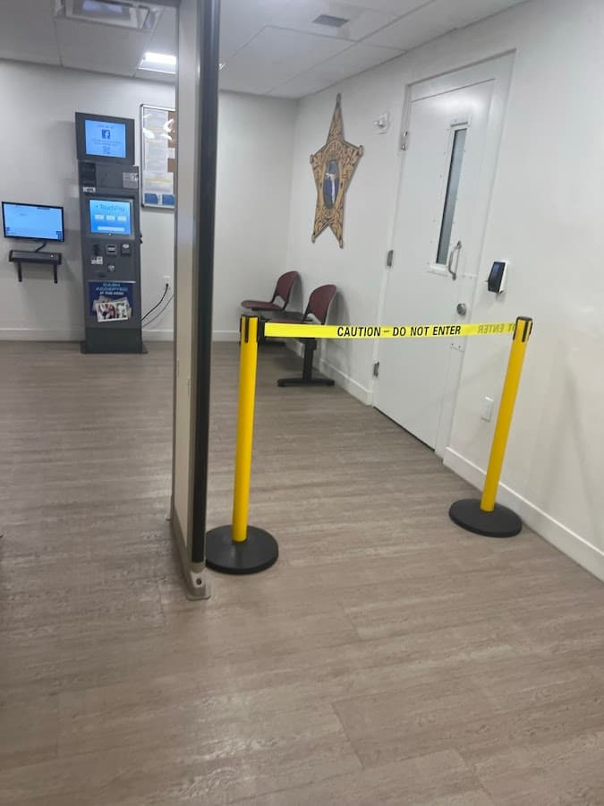 Mz Bee’s Bail Bonds Services Fort Lauderdale - Bail Bondsman — foto